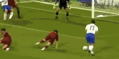 足球过人小技巧新手就能学会,足球过人技巧大全集