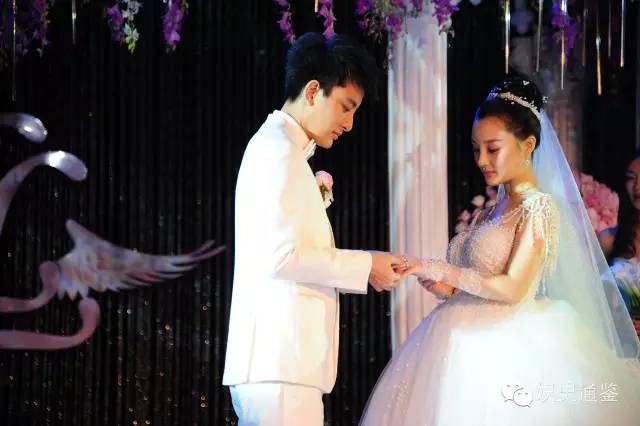 高圆圆现身韩国时装周,高圆圆谢娜时装周