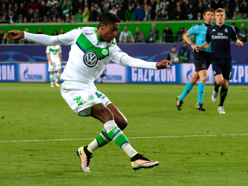 6天内从英雄到罪人，沃尔夫斯堡奇兵经历冰火两重天