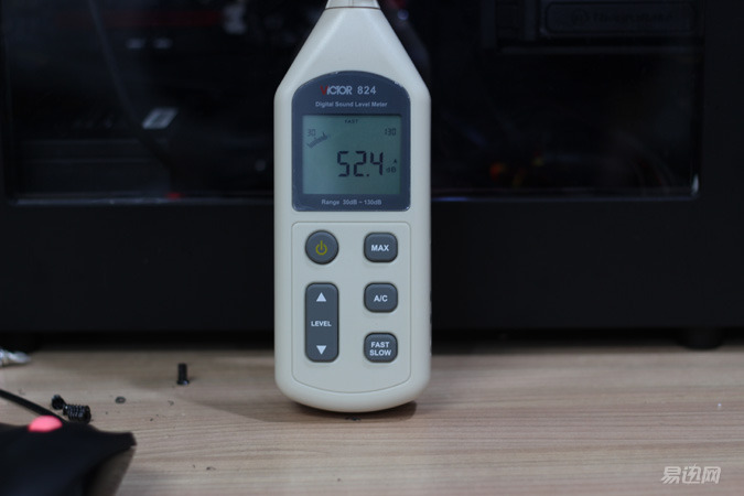 卫生间要装风扇吗,厨房可以装风扇吗