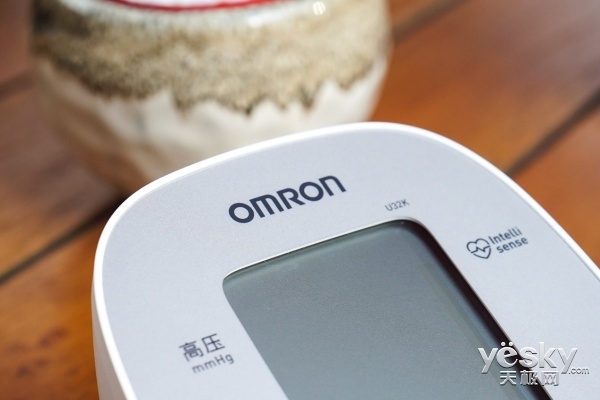 欧姆龙血压计u726j测评,欧姆龙血压计u726j和u31哪个好