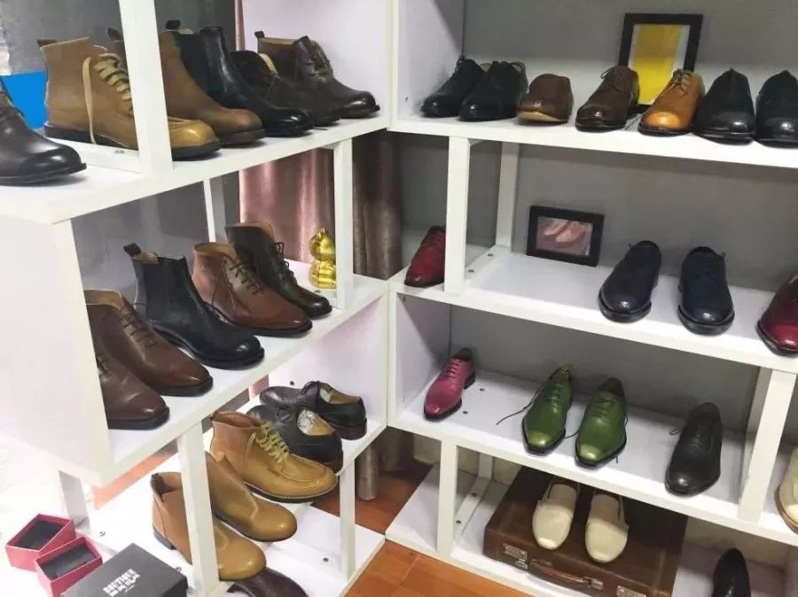 手工皮鞋老匠人,老匠手工皮鞋