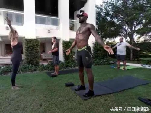 男人练瑜伽为什么会变娘,男人练瑜伽会不会变娘