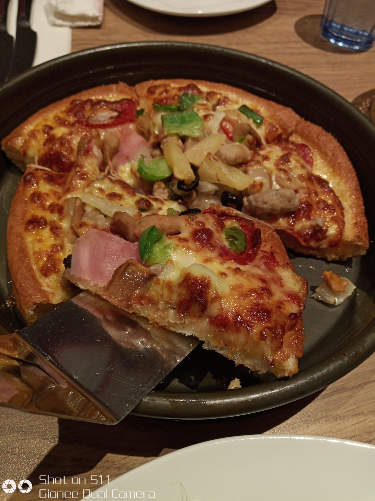 金立s11是全面屏手机吗,金立手机s11评测视频