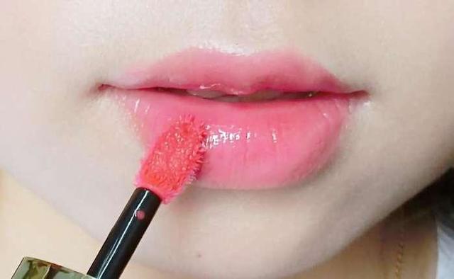 经常熬夜肤色暗沉发黄怎么内调,经常熬夜脸色暗黄有办法补救吗