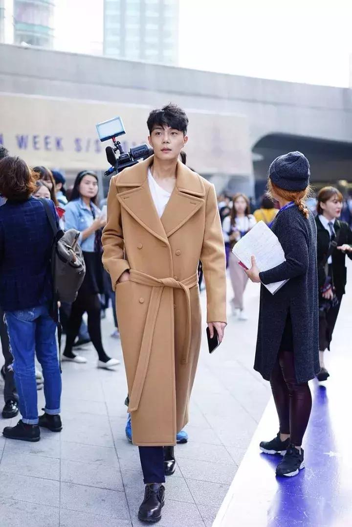 不管你看过多少关于「驼色」的内容，这篇一定是最实用的