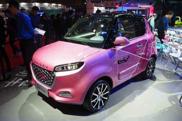 一品速递｜颜高、好开还“聪明”，这样的知豆3给我来一打