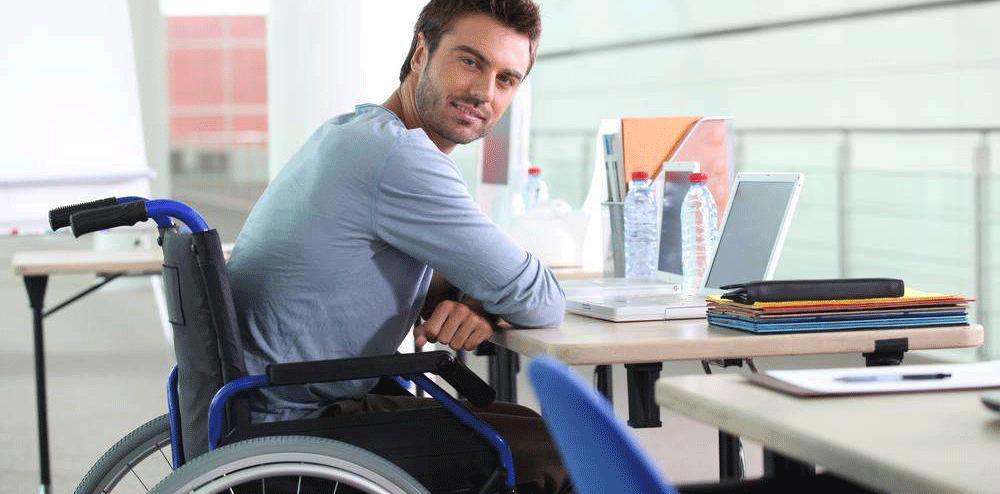 车买全保险出事怎么赔,车险怎么买能返点