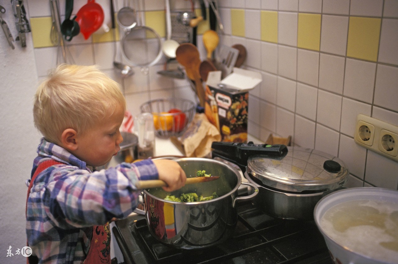宝宝手指甲抓破脸怎么治疗,宝宝手指刮破了皮怎么办