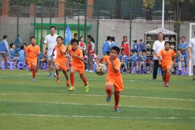 爱足球动起来2017年海沧育才小学首届“博爱杯”足球跳绳文化节