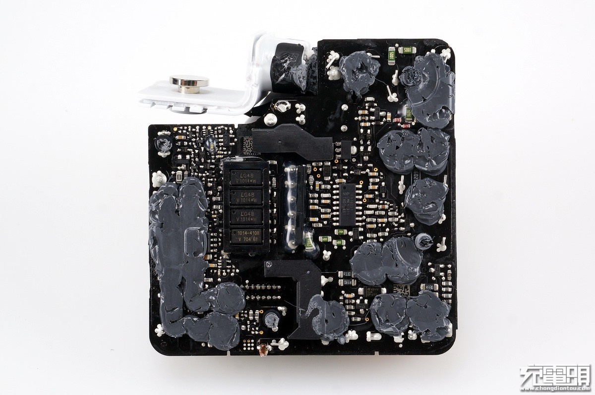 苹果87w充电器原装测评,苹果原装pd充电器66w超级快充