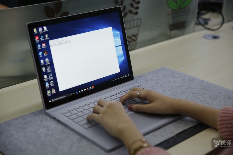 娴嬭瘎寰蒋surfacebook3,娣卞害璇勬祴surface2