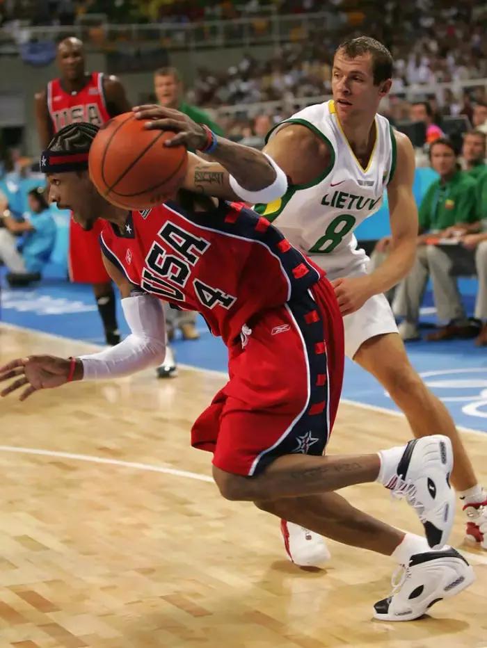 今年即将复刻的艾弗森球鞋,艾弗森最新复刻球鞋