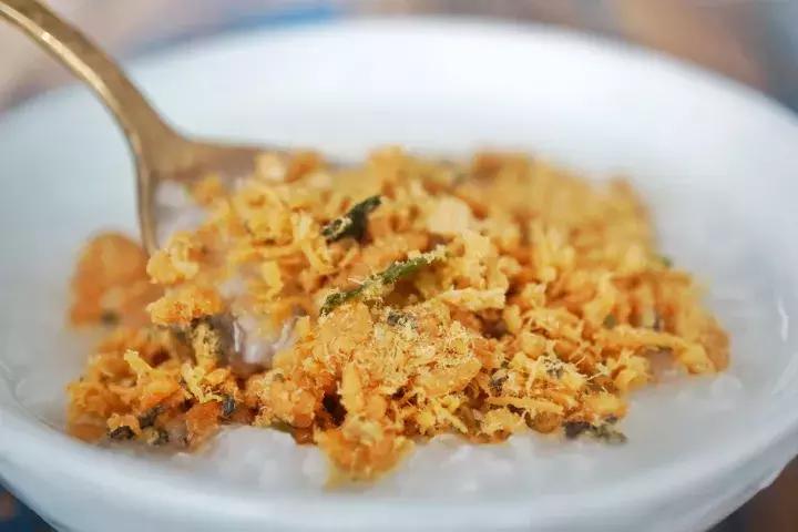 关于咸蛋黄的网红零食,上瘾的卤味零食