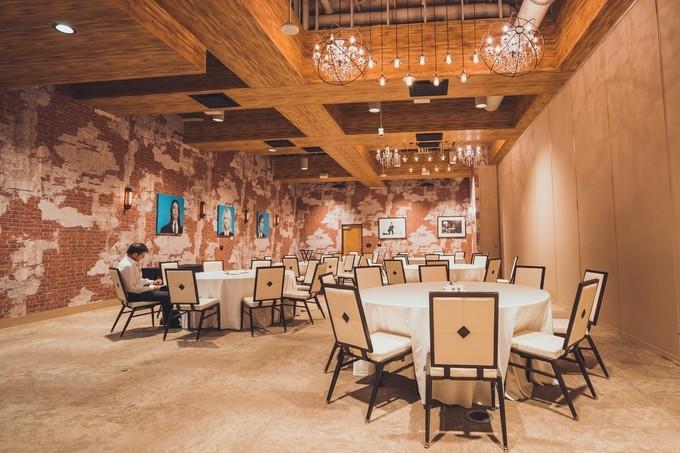 鍐呭崕杈惧窞鑻辨枃姝屾洸,鍐呭崕杈惧窞鐨勬瓕