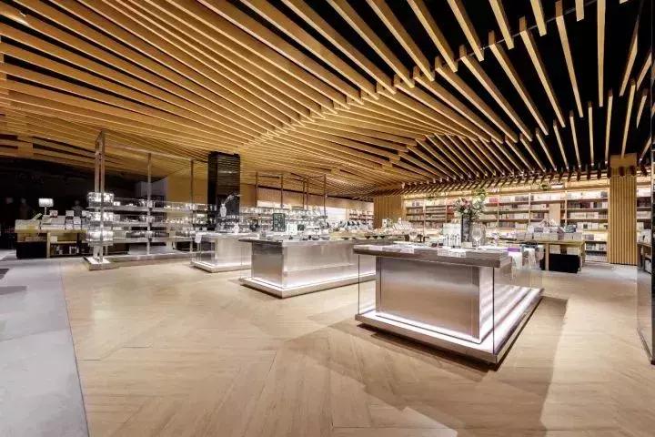 三体时空沉浸展,三体是有平行时空吗