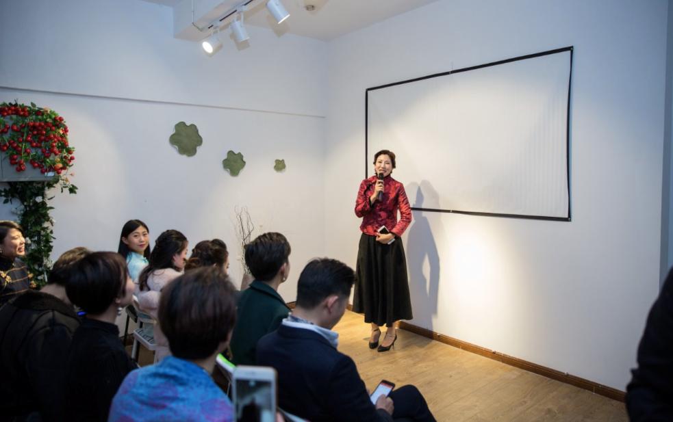 迷纱丽牵手爱唯美雪莲贴，大健康产业将引爆未来微商市场