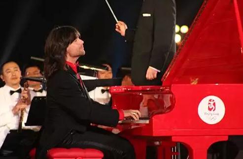 打败众多国际品牌独登北京奥运会的舞台，海伦钢琴为何如此神奇？