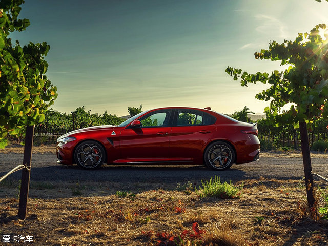 最美汽车盘点,爱卡年度汽车排行