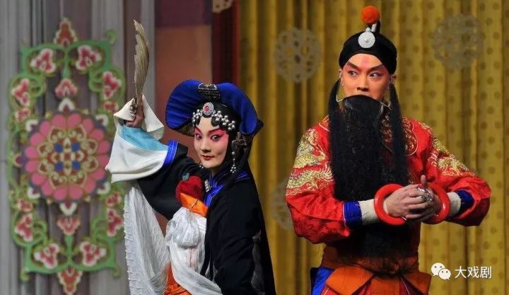 戏曲中妆容的特点大全,戏曲老生化妆用品