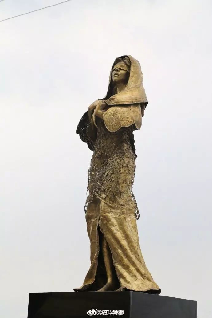 高空挑战第一人失手坠楼,高空挑战第一人坠亡有关的文章