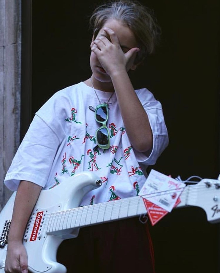 fenderxsupreme,supreme联名银子弹