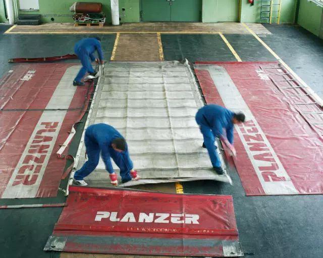 用货车破帆布做的包,用防水布做包包视频