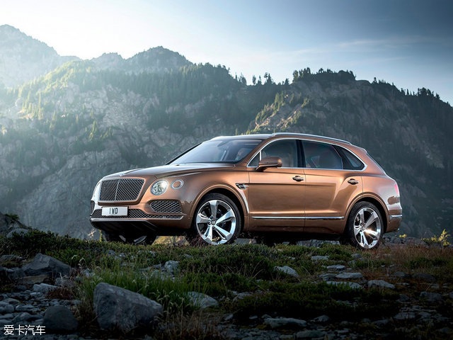 最美汽车盘点,爱卡年度汽车排行