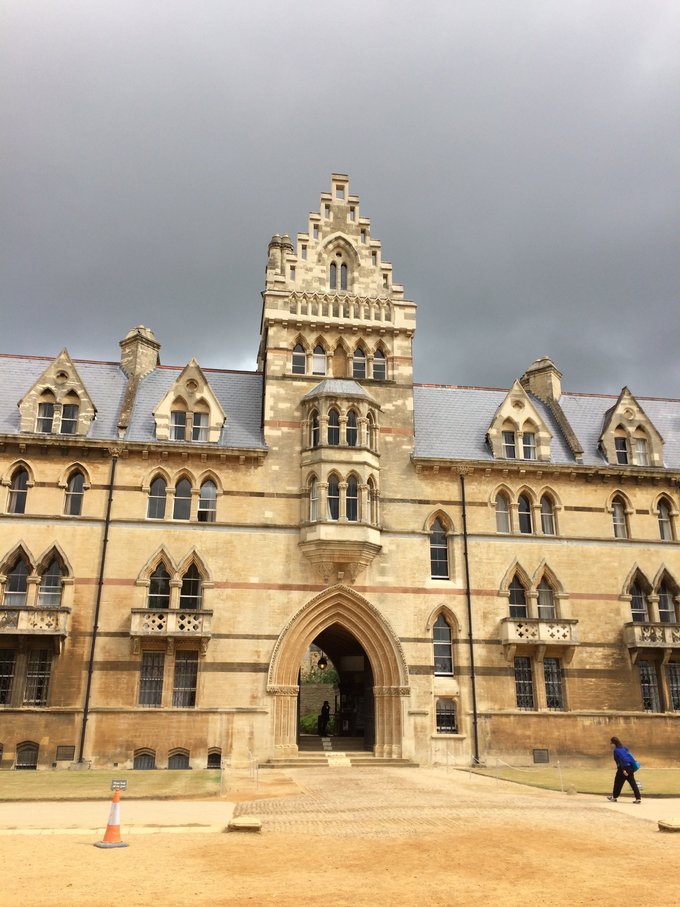 【已完结】英格兰苏格兰18日游记——美景、历史、足球、文化全体验（含挡风玻璃损坏以及车胎被扎处理经过）