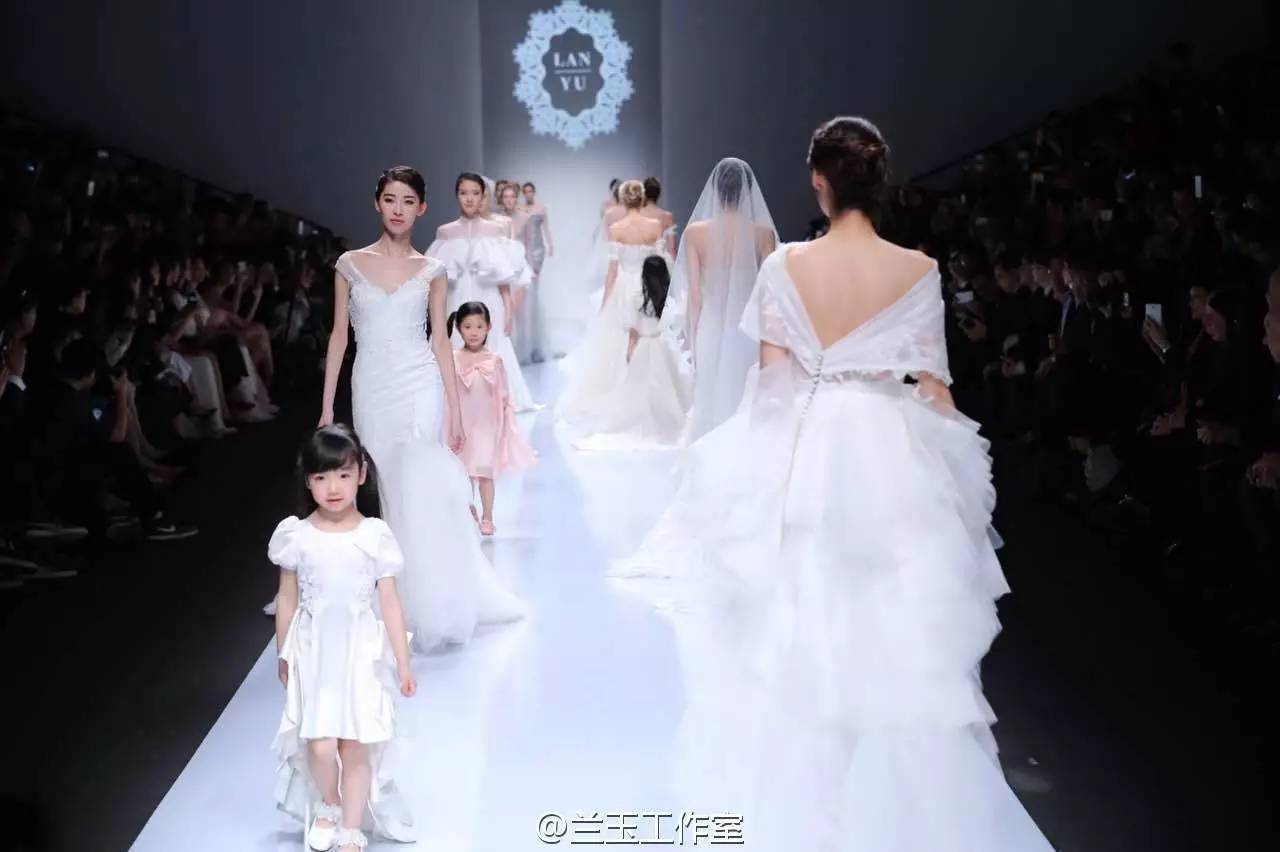 兰玉婚纱走秀,兰玉婚纱上海大秀