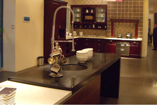 华帝整体式橱柜衣柜,华帝橱柜价格一览表