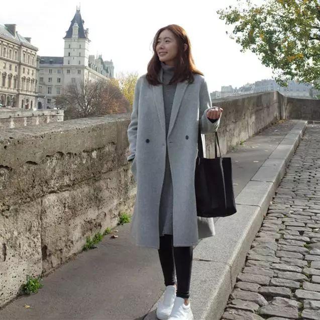 今年流行的毛呢外套怎么搭配,最洋气的格子毛呢外套