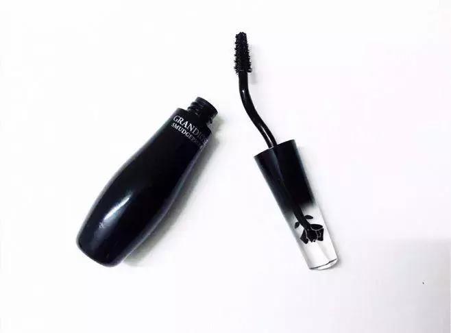 cpb贵妇粉霜好用吗,cpb和dior粉底液