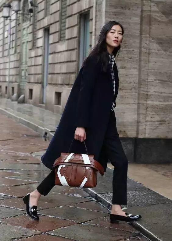 中长外套怎么穿好看又显高级,短外套时髦又显高