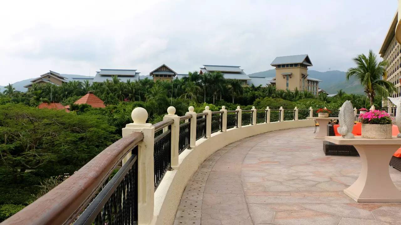 三亚万豪度假酒店攻略,三亚假日度假酒店攻略