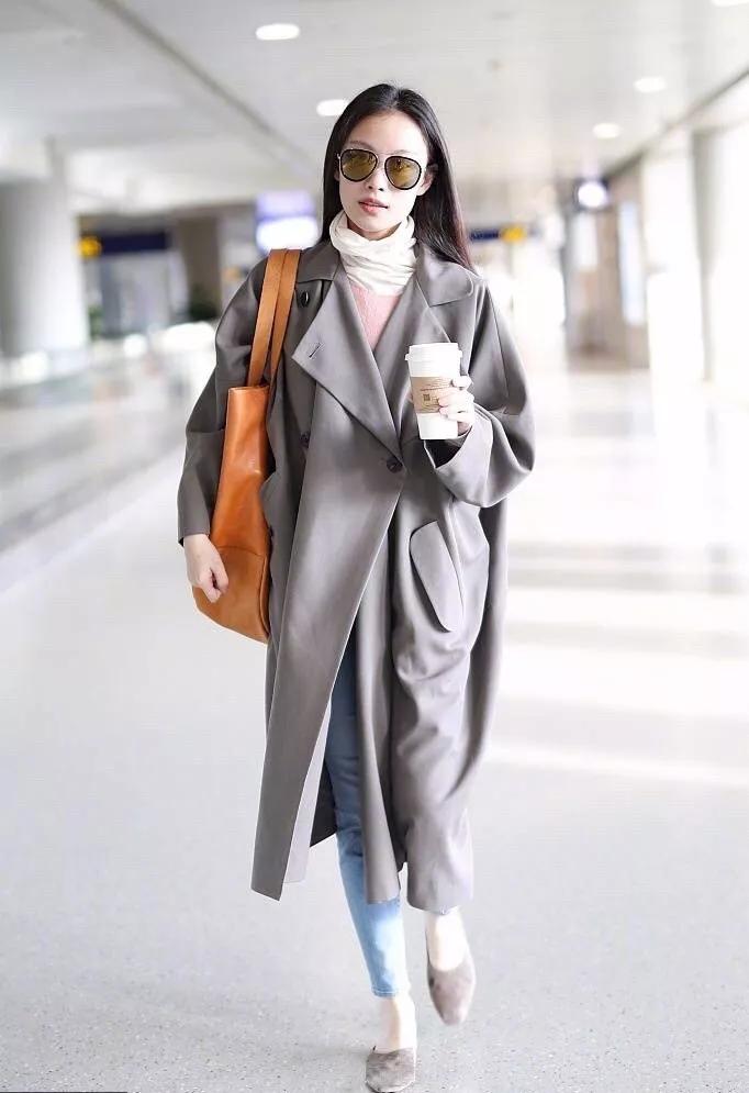 中长外套怎么穿好看又显高级,短外套时髦又显高