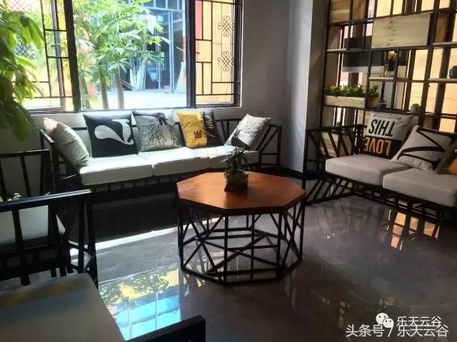 你那爱旅行的青蛙儿子，最近去乐天云谷了~