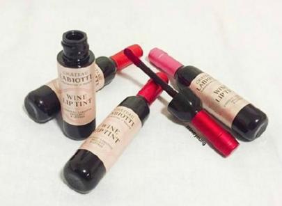 适合唇色深的唇釉推荐,好看显气色的唇釉