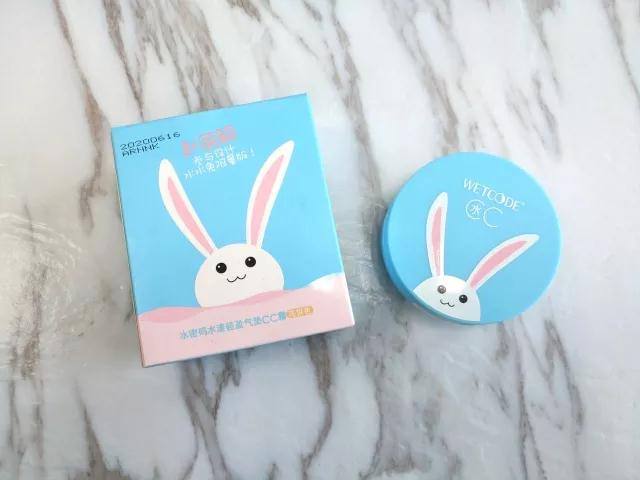 一路开挂底妆全线测评全是大实话,值得买的第一瓶大牌粉底液