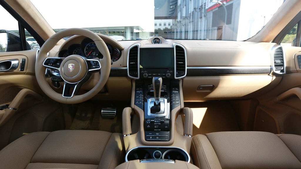 兰博基尼urus和suv有什么区别,兰博基尼urus和地表最强suv