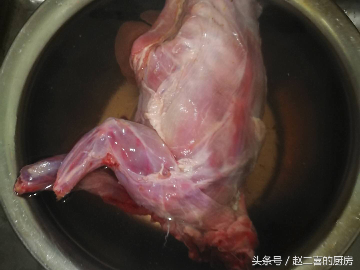 干锅兔的家常做法,干锅兔的正宗做法四川配料