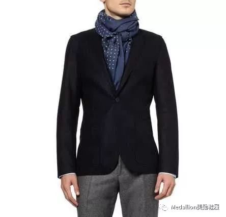 这个冬天围巾戴对了，你也可以成为“芳心纵火犯”