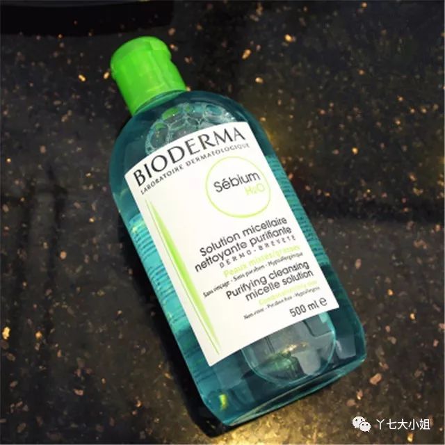 列举四种不同的肤质选择卸妆产品,哪款卸妆产品卸得干净