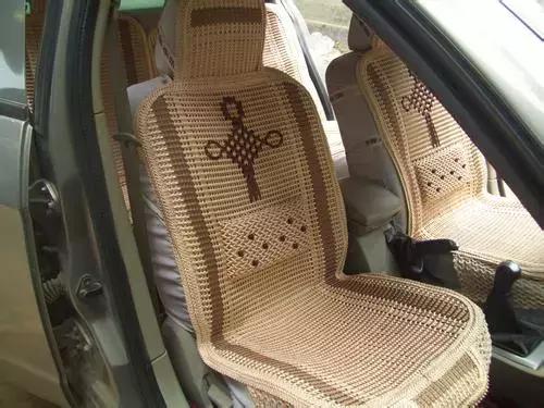 汽车什么坐垫最好用又舒服,什么材质的汽车坐垫有档次易清理