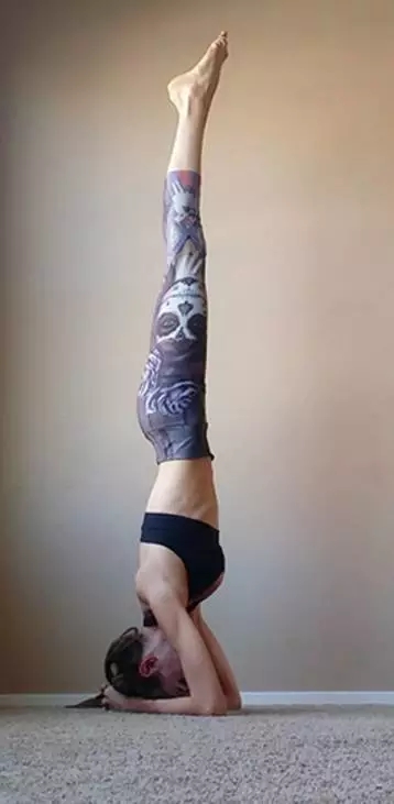 瑜伽中级,如何在两个月内点亮头倒立!