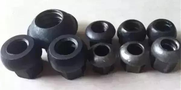 卡车平衡轴漏油怎么处理,货车漏油的最佳方法