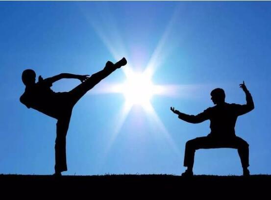 为什么很多武术高手很瘦,为什么传统武术的人个子都矮