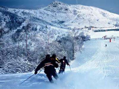 湖北最好的滑雪场,湖北省主要有哪几个滑雪场