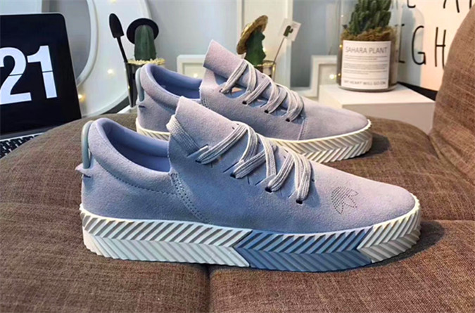 阿迪达斯adidas最新款三叶草,adidas阿迪达斯大男童鞋子