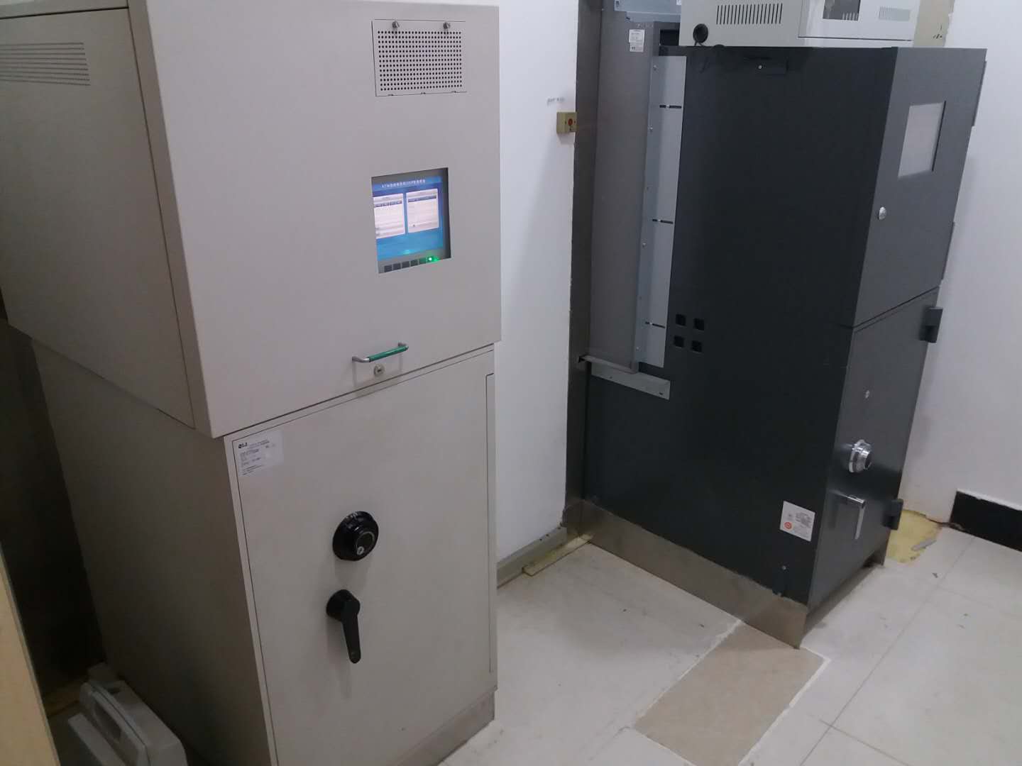 涨知识,笔者扒一扒被银行ATM机吞钱的原因和具体处理办法